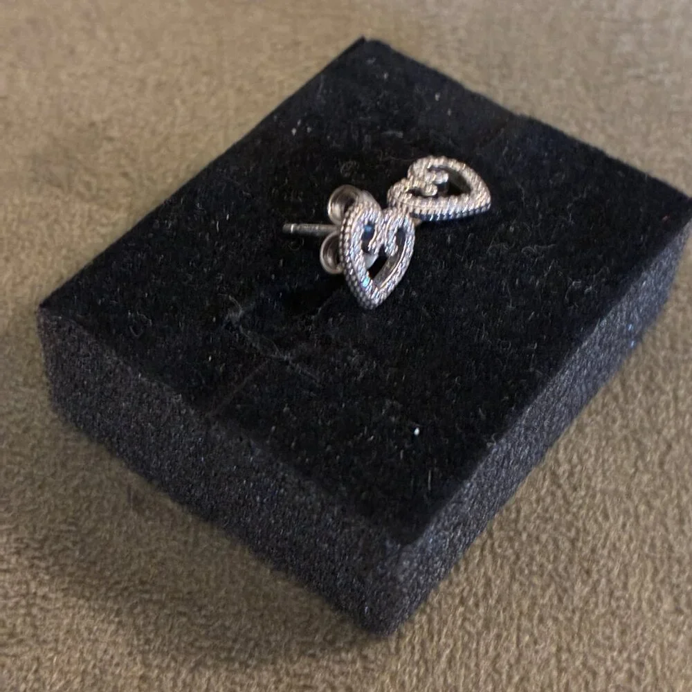 NWOT Pandora Open Heart Sterling Silver Stud Earrings - Picture 4 of 6